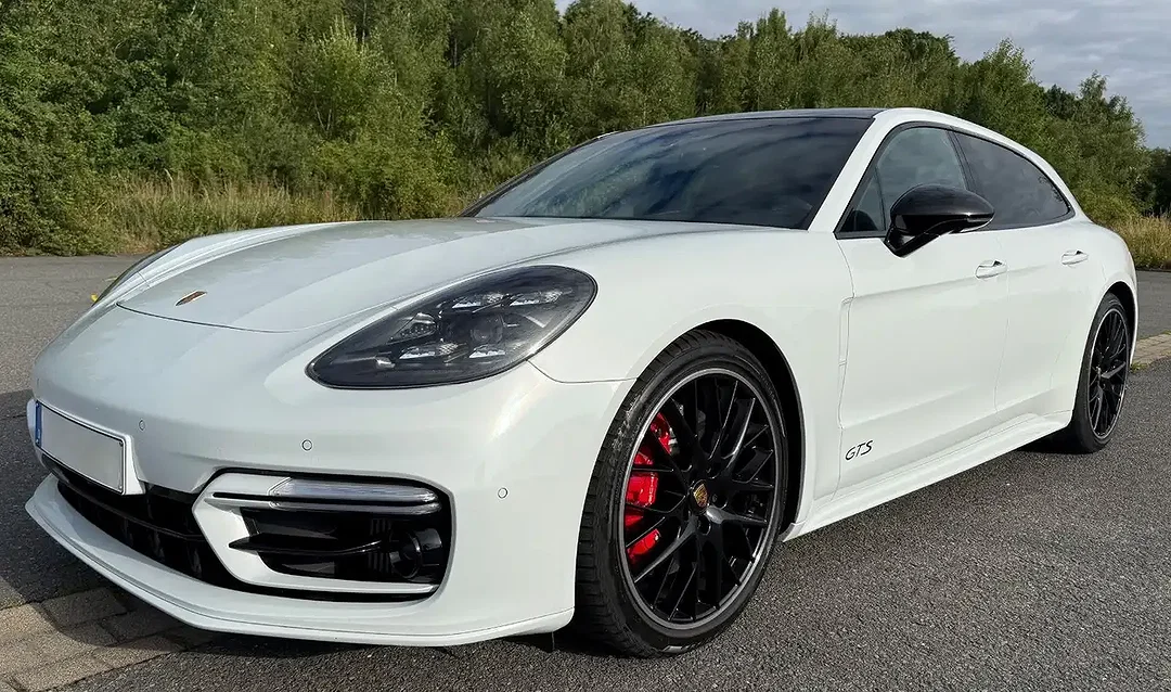 Porsche Panamera Sport Design Sport Turismo GTS - Afbeelding 1