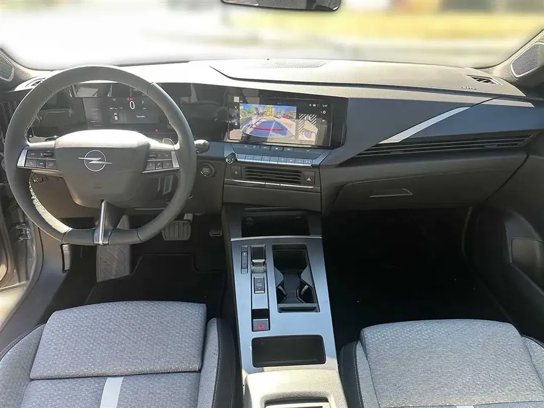 Opel Astra Edition - Thumbnail 13