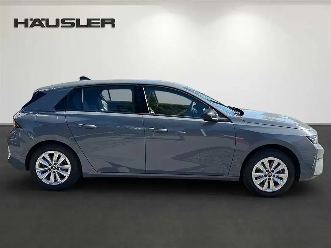 Opel Astra Edition - Thumbnail 3