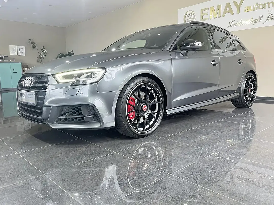 Audi S3 quattro Sportback - Thumbnail 7