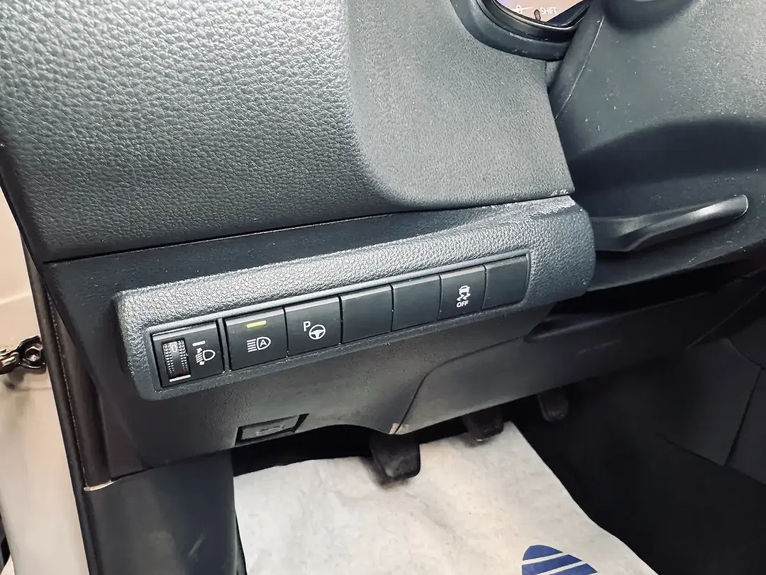 Toyota Corolla 1.2 - Thumbnail 21