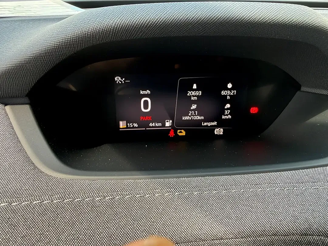 Skoda Enyaq 60 Loft - Thumbnail 12