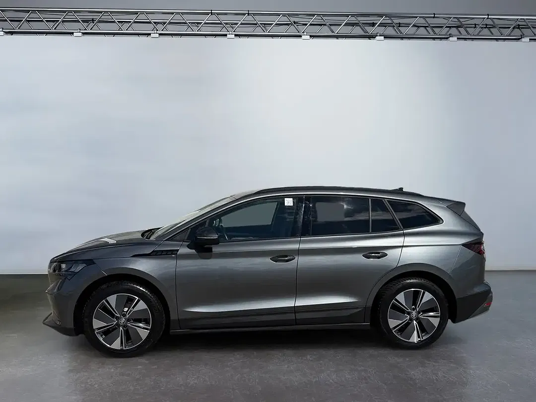 Skoda Enyaq 60 Loft - Thumbnail 3