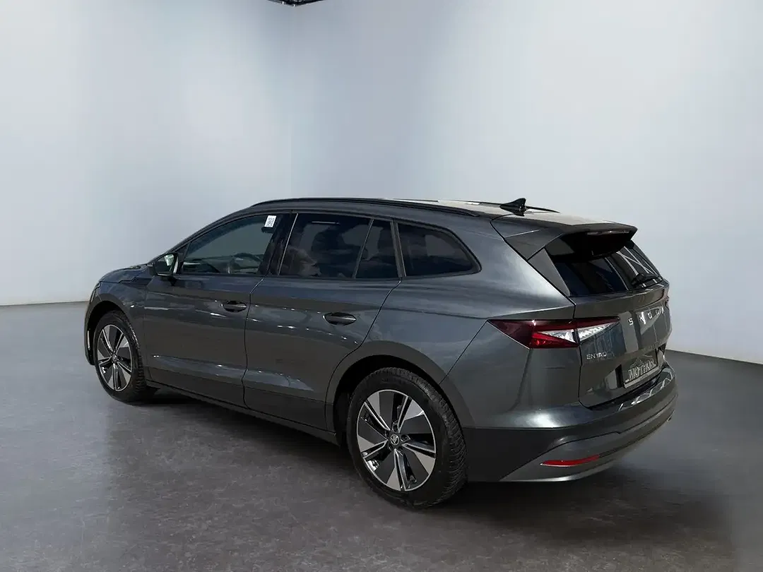 Skoda Enyaq 60 Loft - Thumbnail 4