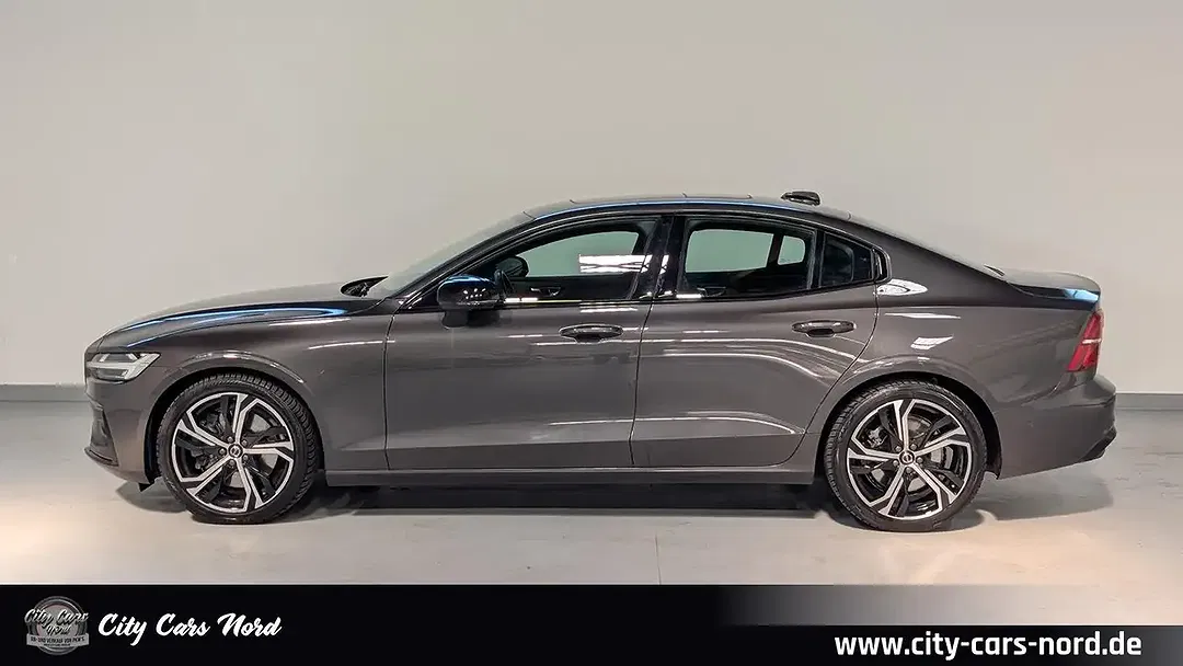 Volvo S60 AWD Ultimate Dark - Thumbnail 3