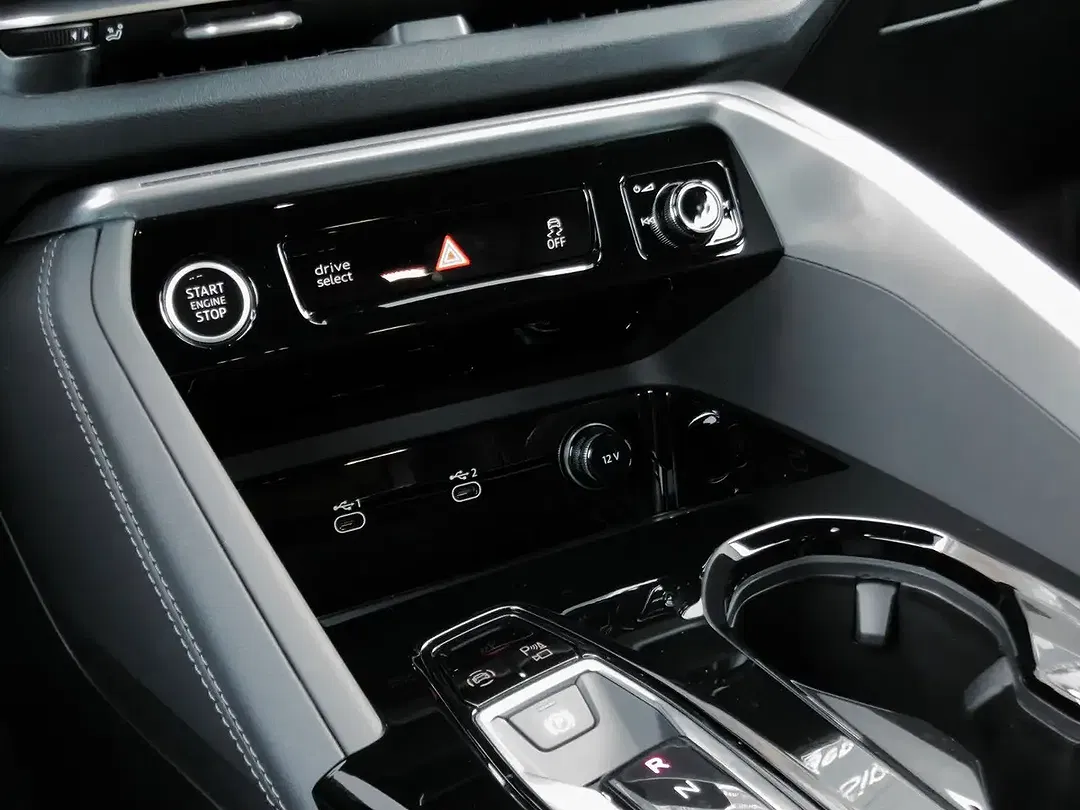 Audi Q5 TFSI quattro Sportback S line - Thumbnail 9