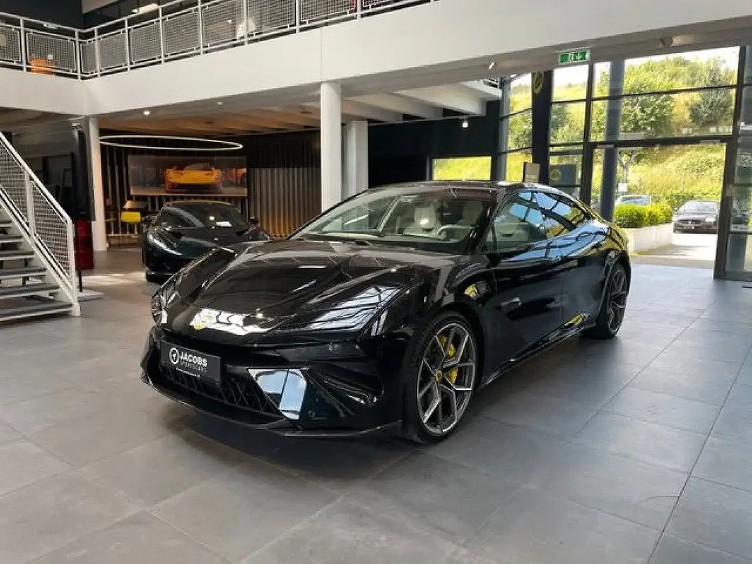 Lotus Emeya R - Afbeelding 1