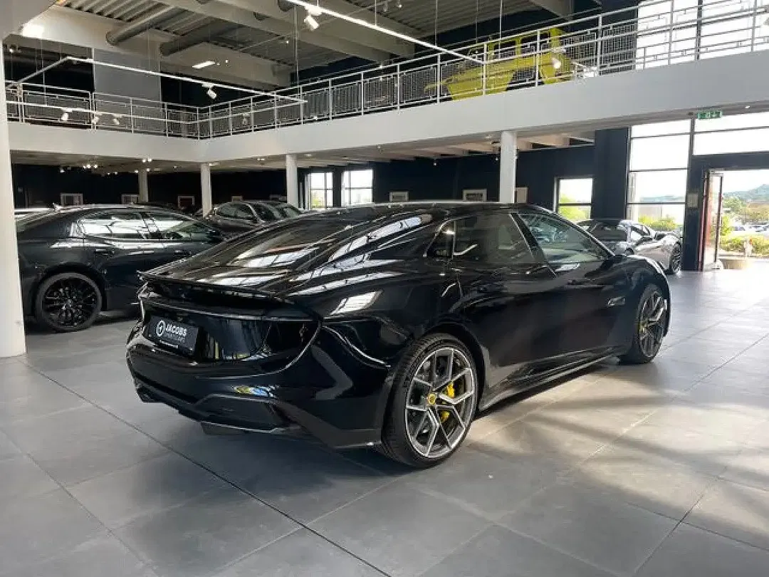Lotus Emeya R - Thumbnail 5