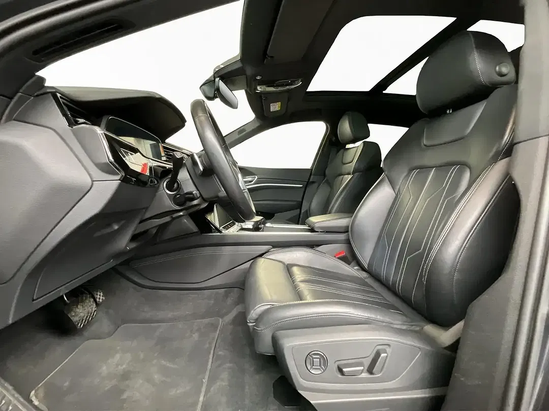 Audi Q8 e-tron 55 quattro advanced Premium - Thumbnail 9