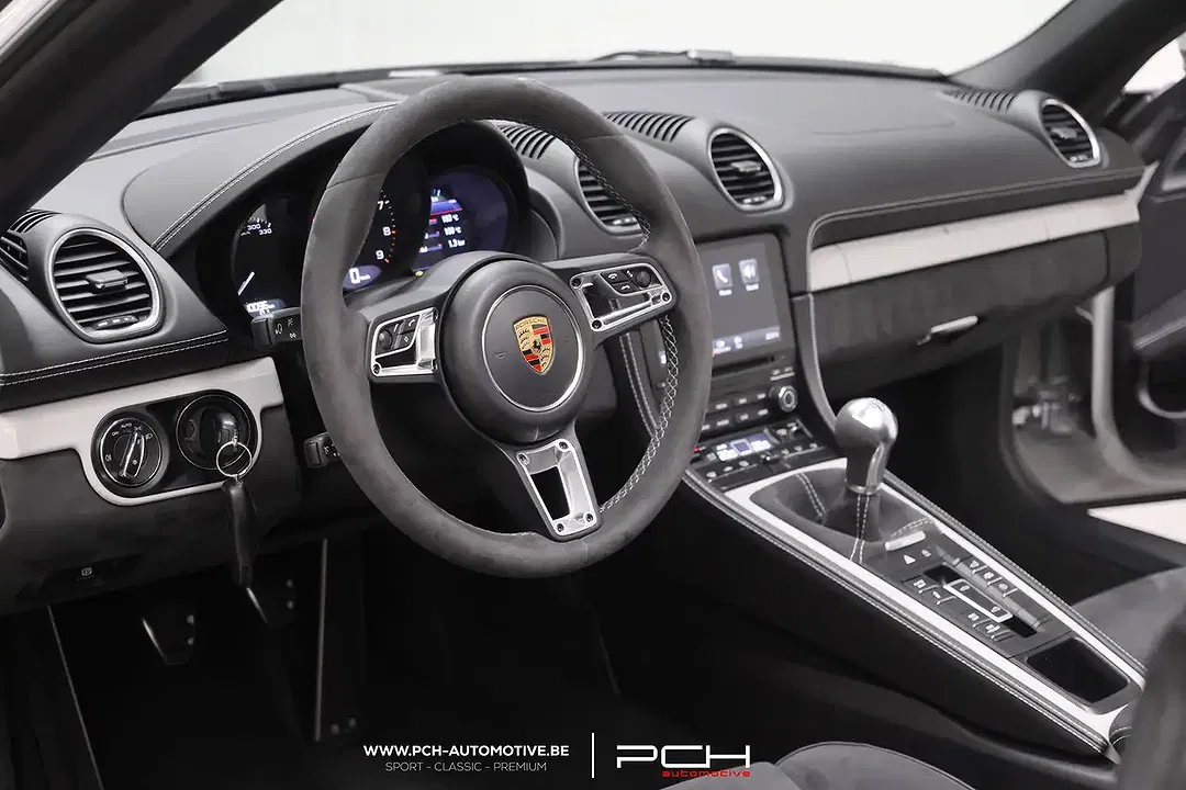 Porsche 718 Spyder 4.0 - Thumbnail 13