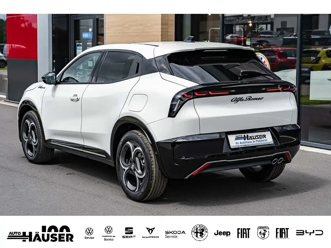 Alfa Romeo Junior 1.2 Ibrida VGT Sport Speciale - Thumbnail 3