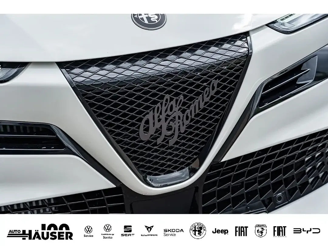 Alfa Romeo Junior 1.2 Ibrida VGT Sport Speciale - Thumbnail 6
