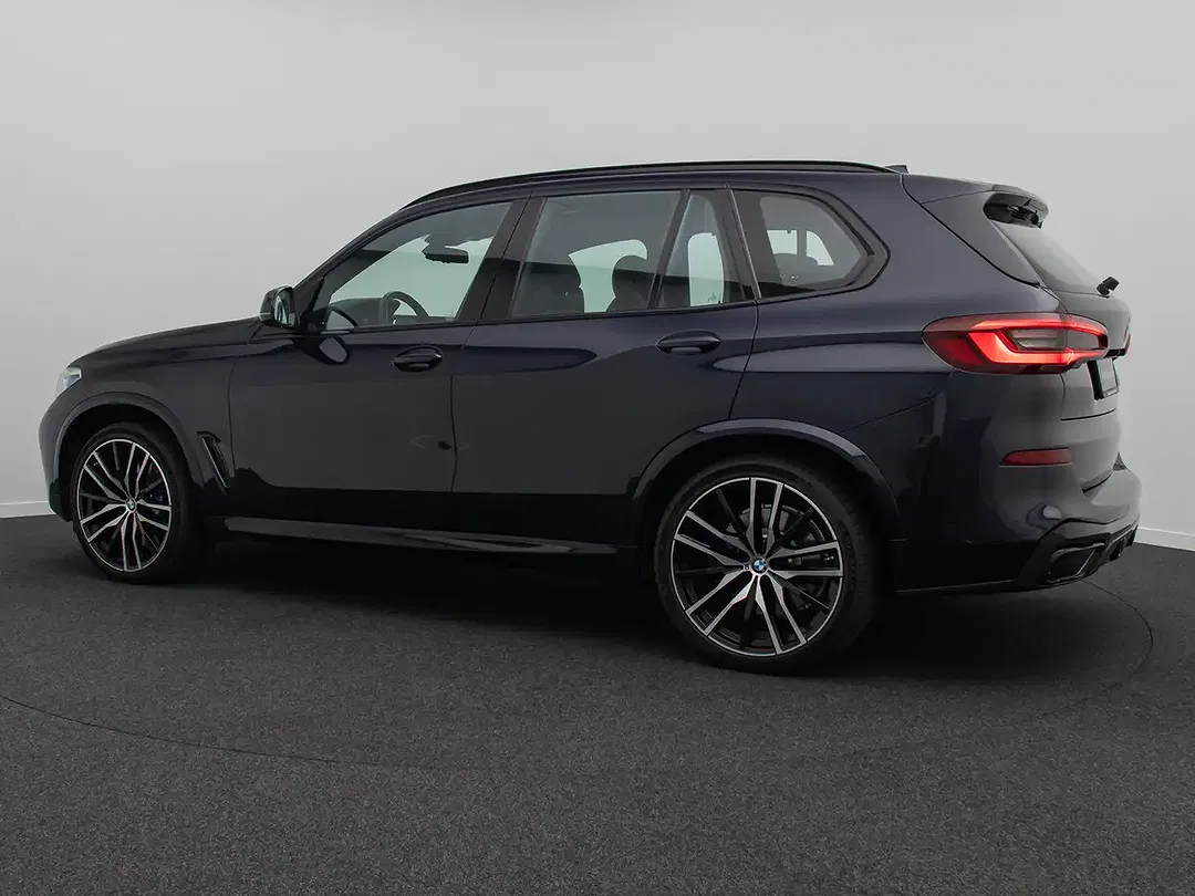 BMW X5 M - Thumbnail 10