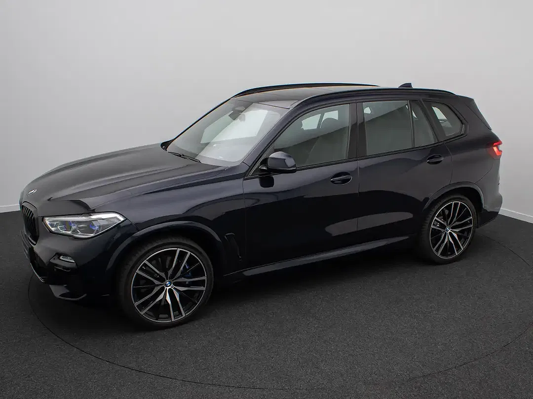 BMW X5 M - Thumbnail 12