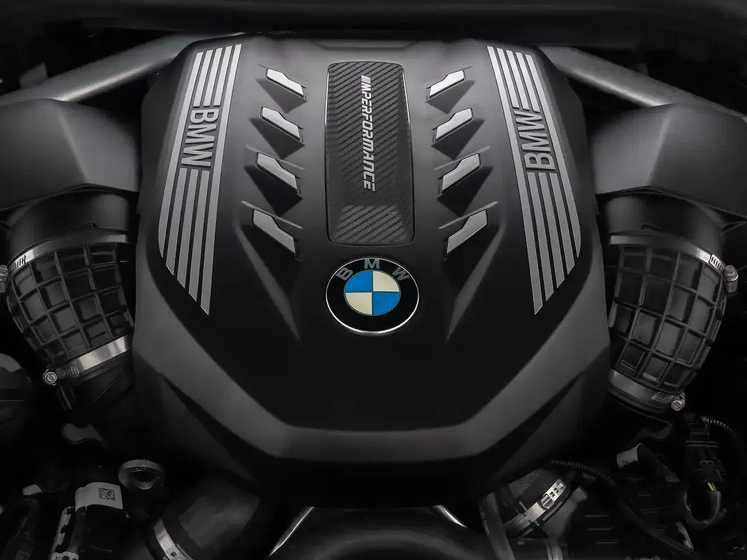 BMW X5 M - Thumbnail 13