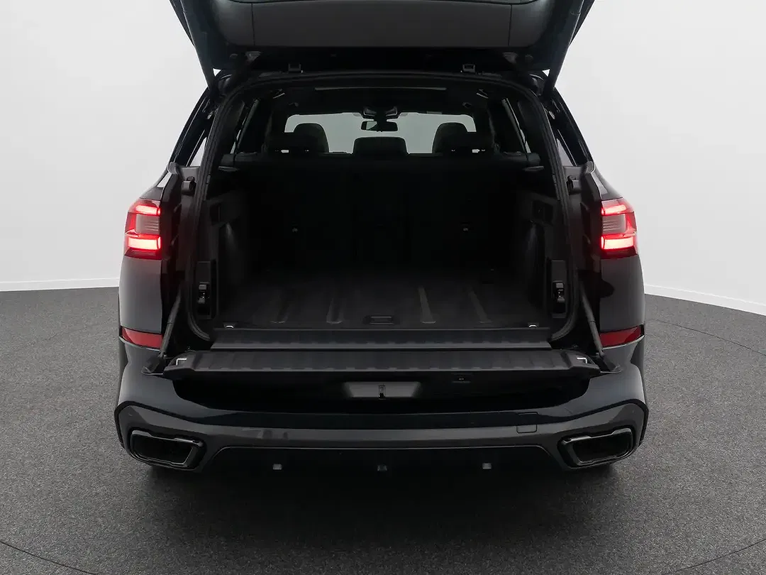 BMW X5 M - Thumbnail 14