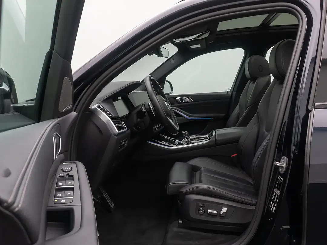 BMW X5 M - Thumbnail 19