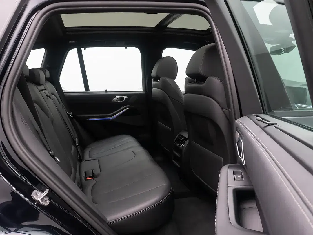 BMW X5 M - Thumbnail 26