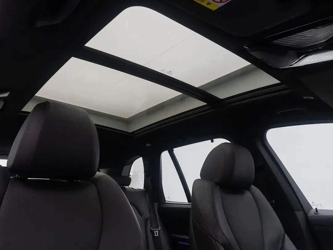 BMW X5 M - Thumbnail 31