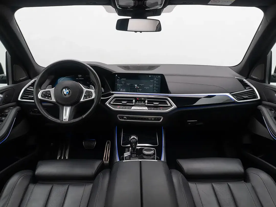 BMW X5 M - Thumbnail 40