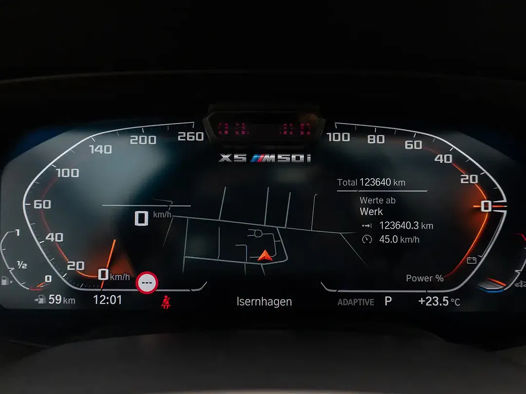 BMW X5 M - Thumbnail 42