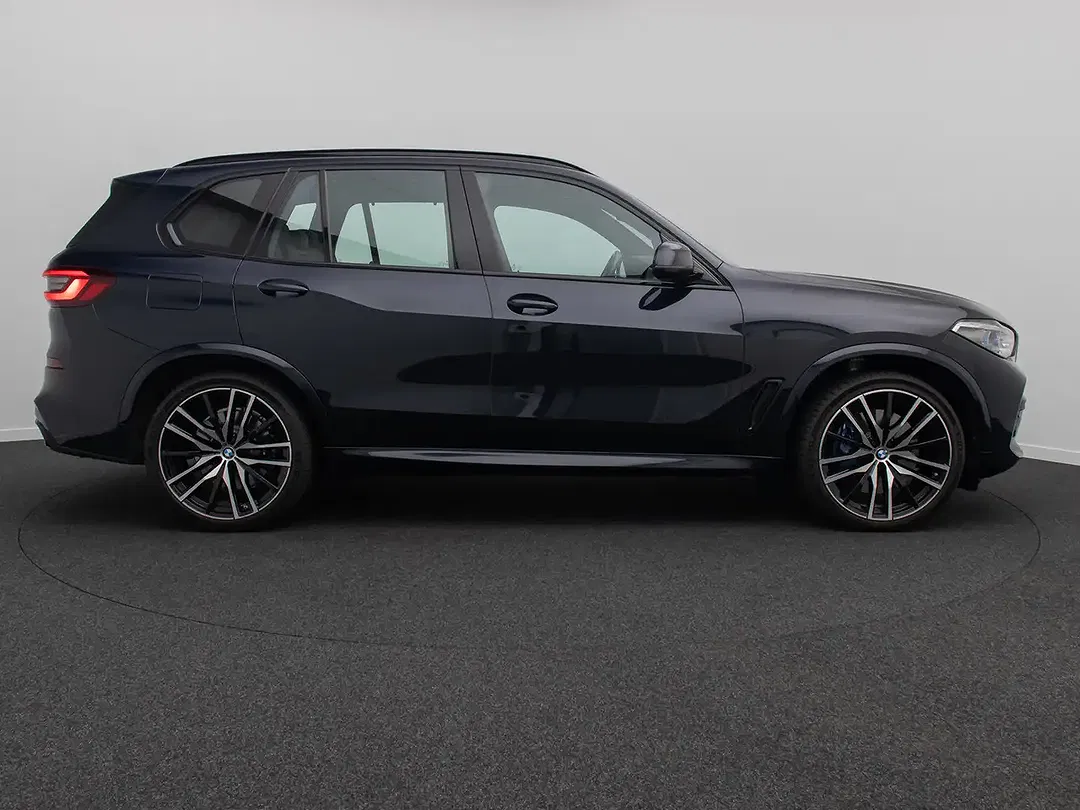 BMW X5 M - Thumbnail 5