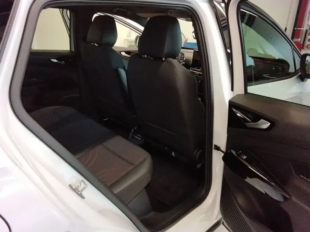 Volkswagen ID.4 - Thumbnail 8