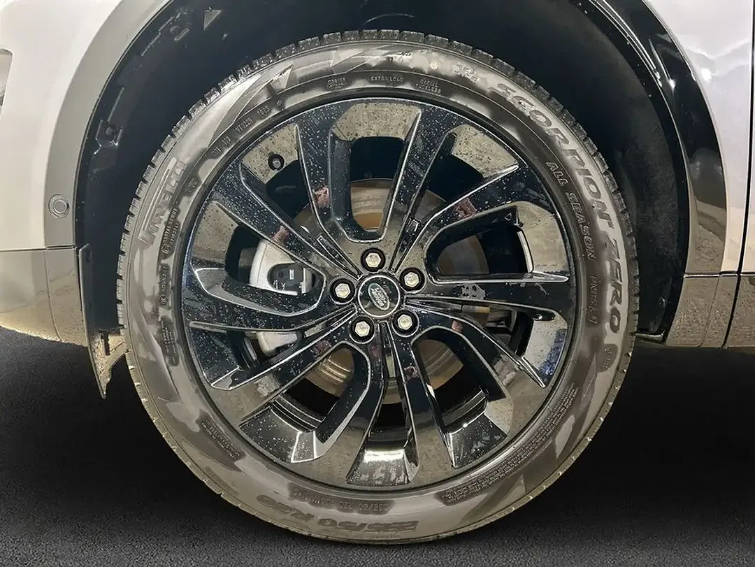 Land Rover Discovery Sport P270e Dynamic SE - Thumbnail 10