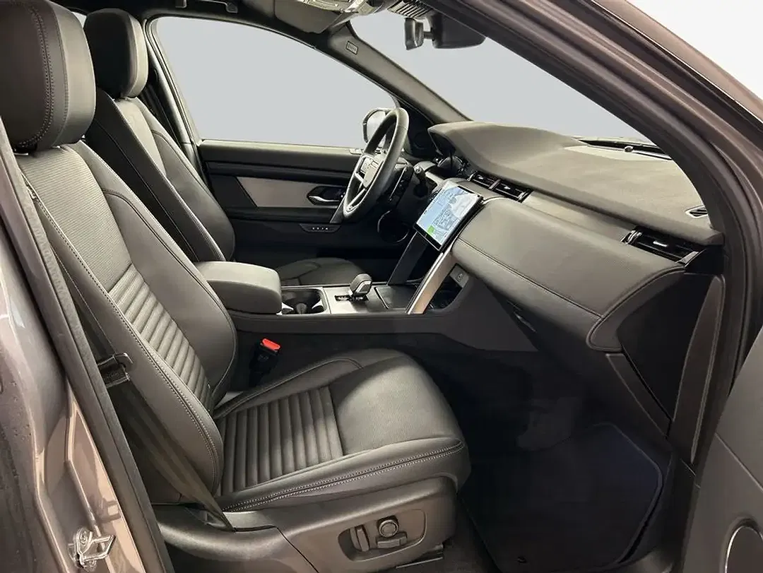 Land Rover Discovery Sport P270e Dynamic SE - Thumbnail 3