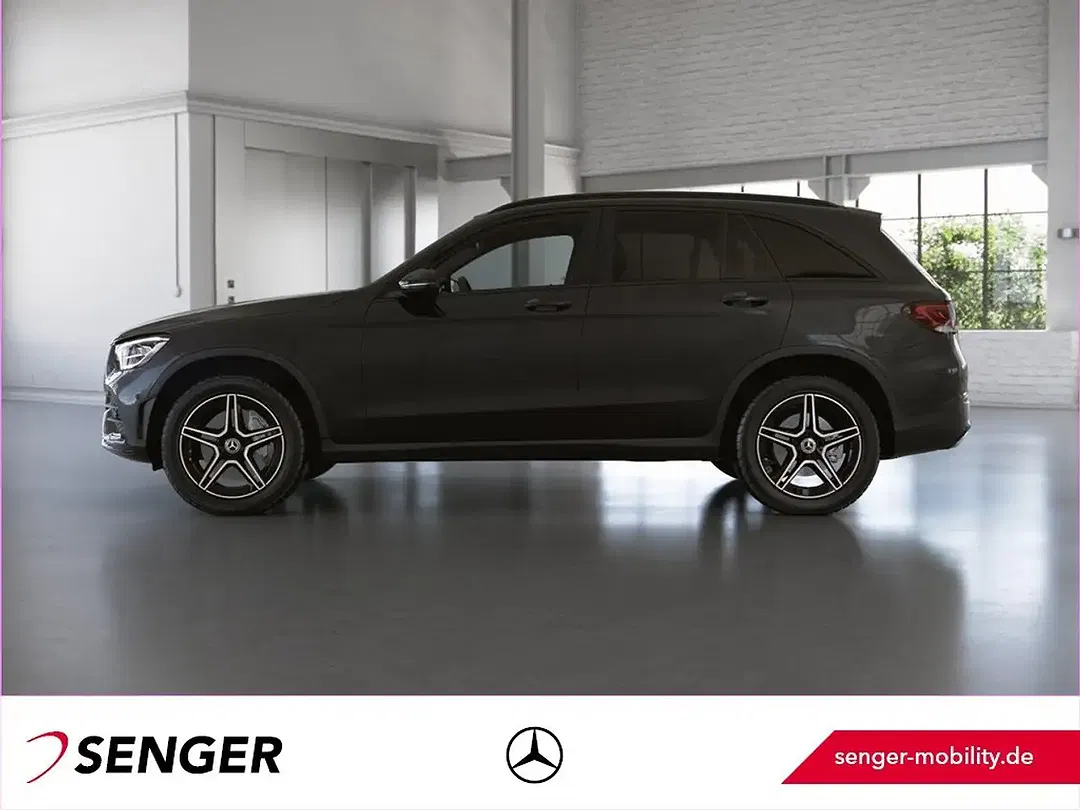 Mercedes-Benz GLC 300 4MATIC AMG Night - Thumbnail 2