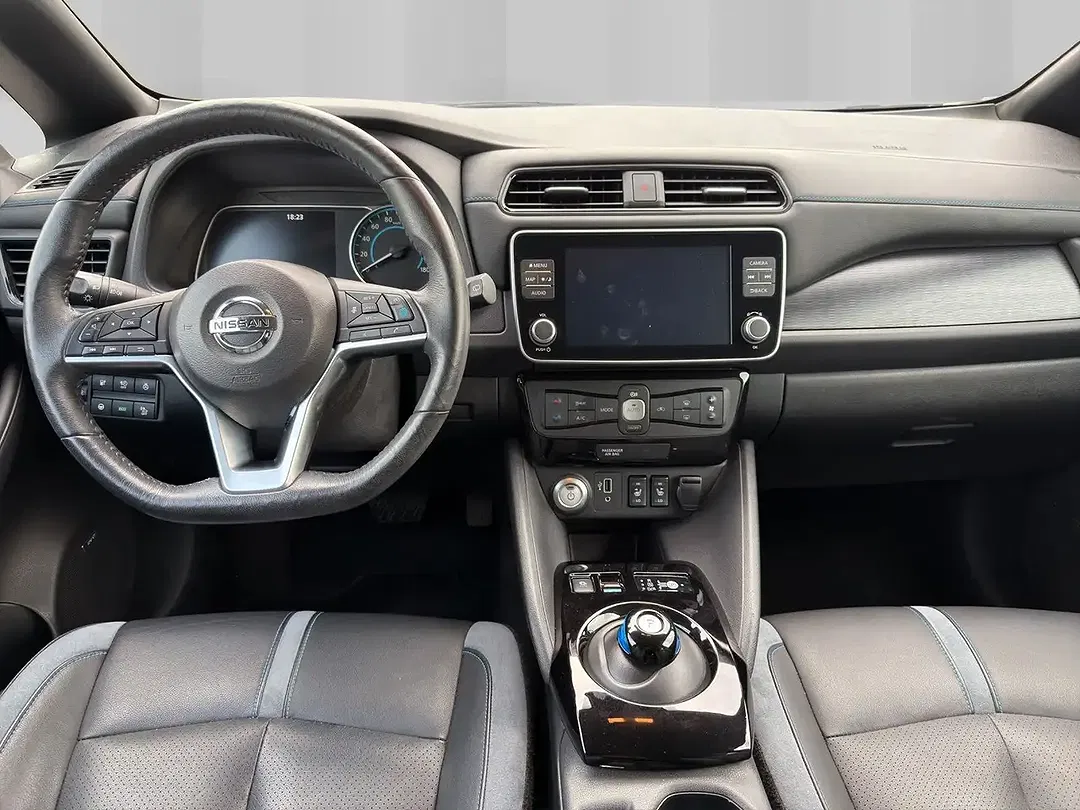 Nissan Leaf Tekna - Thumbnail 12