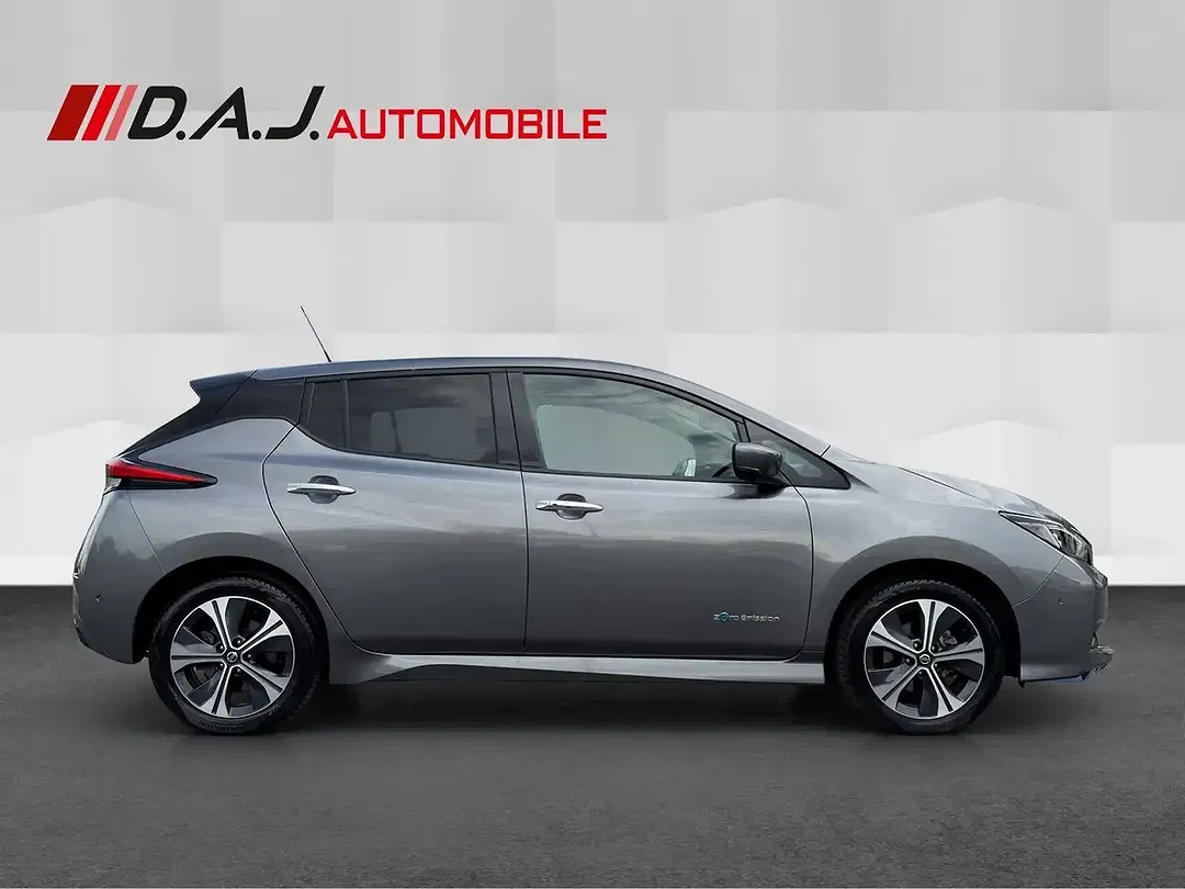 Nissan Leaf Tekna - Thumbnail 6