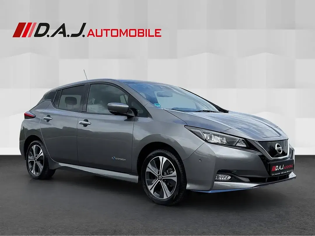 Nissan Leaf Tekna - Thumbnail 7