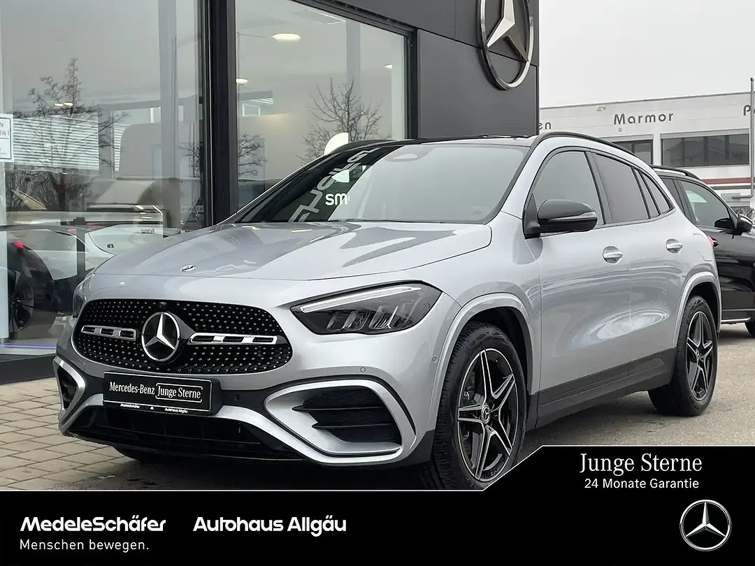 Mercedes-Benz GLA 200 AMG Night - Afbeelding 1