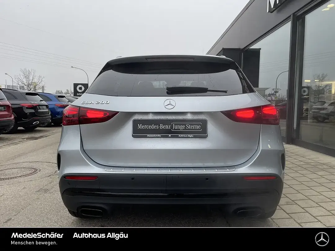 Mercedes-Benz GLA 200 AMG Night - Thumbnail 10
