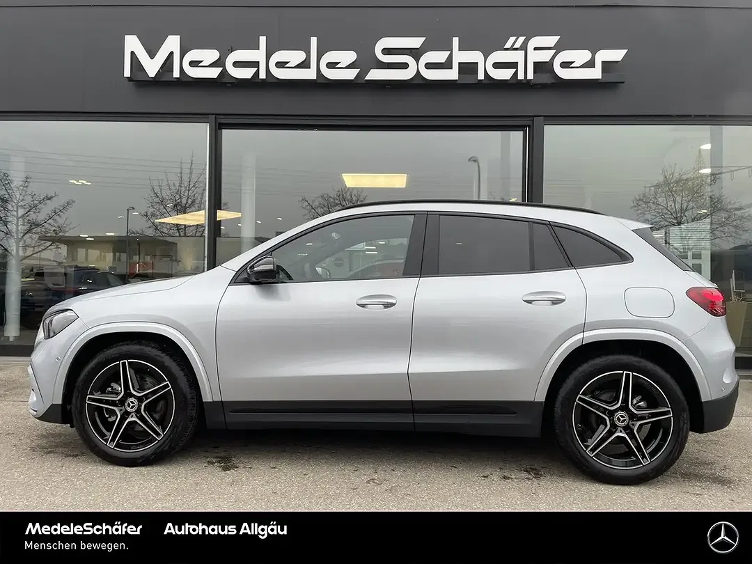 Mercedes-Benz GLA 200 AMG Night - Thumbnail 13