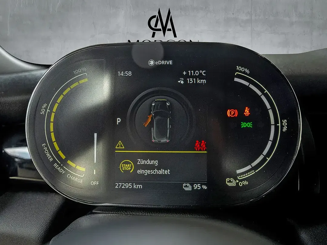 MINI Cooper SE - Thumbnail 13