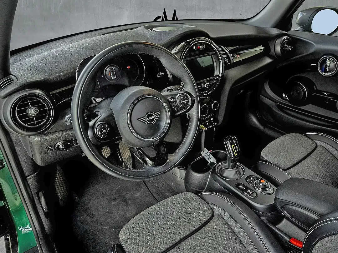 MINI Cooper SE - Thumbnail 8