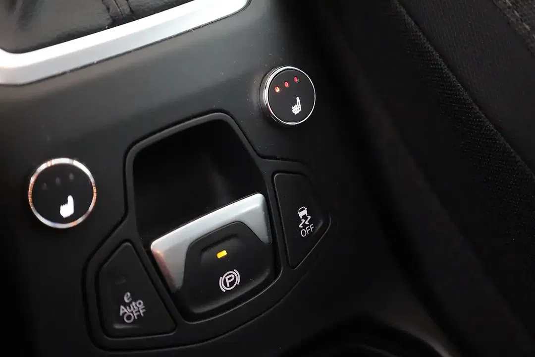 Jeep Renegade 1.5 GSE e-Hybrid AUT - Thumbnail 13