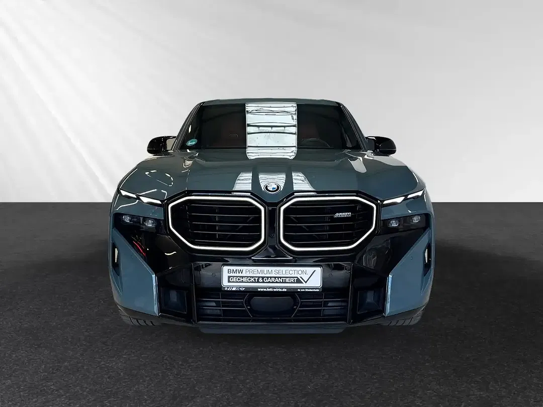 BMW XM - Thumbnail 4