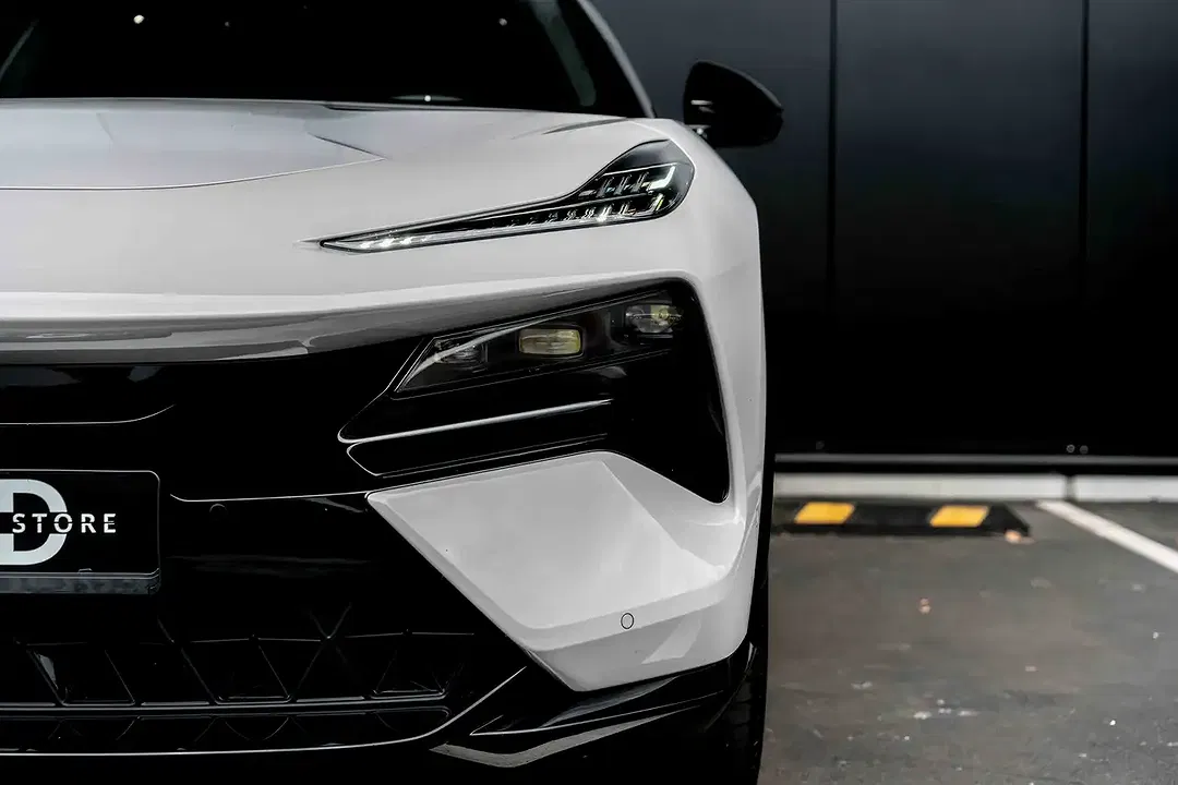 Lotus Eletre EDS - Thumbnail 6