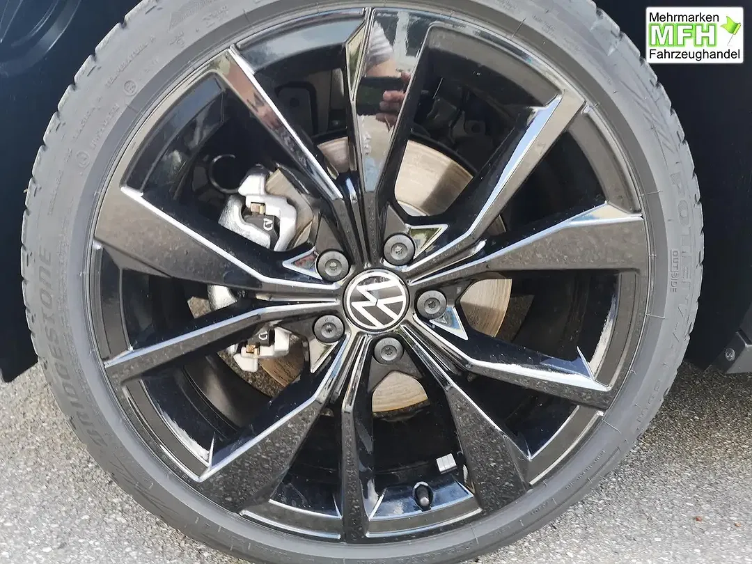 Volkswagen T-Roc 1.5 TSI DSG Style - Thumbnail 3