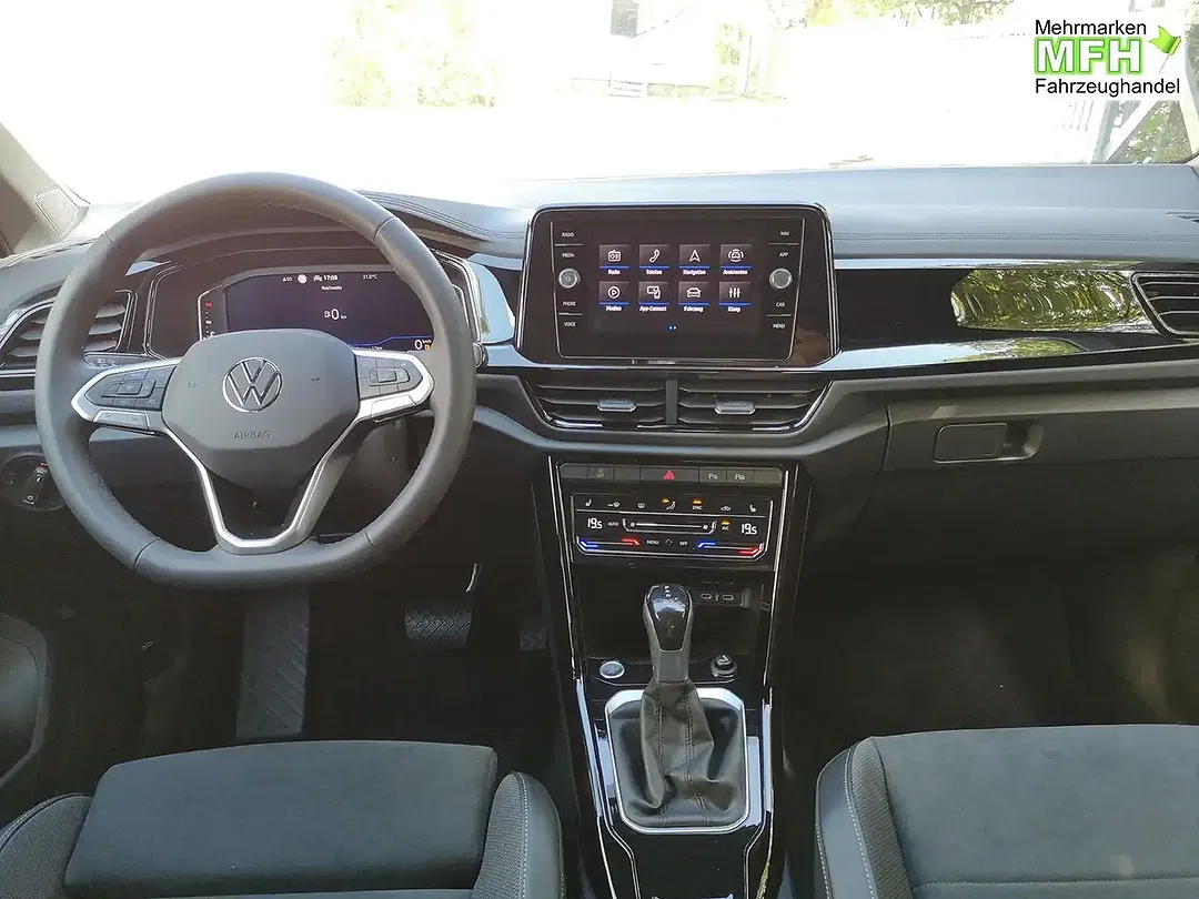 Volkswagen T-Roc 1.5 TSI DSG Style - Thumbnail 6