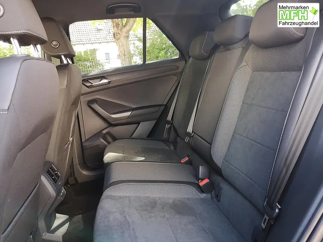 Volkswagen T-Roc 1.5 TSI DSG Style - Thumbnail 8