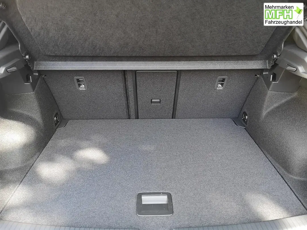Volkswagen T-Roc 1.5 TSI DSG Style - foto 9
