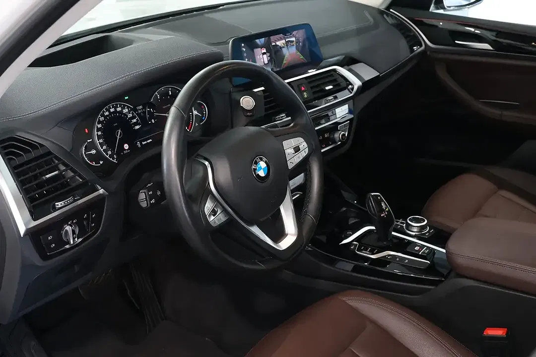 BMW X3 xDrive Luxury Line - Thumbnail 13