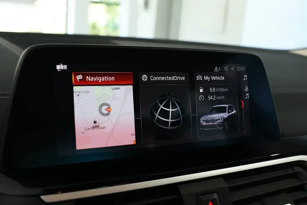 BMW X3 xDrive Luxury Line - Thumbnail 18
