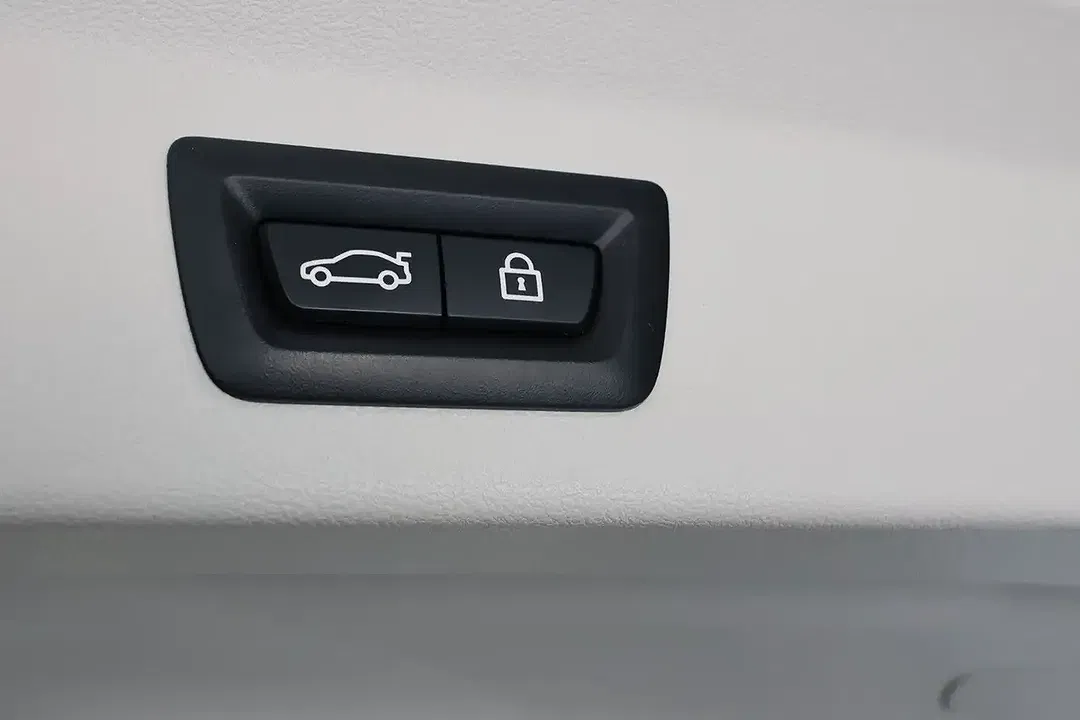 BMW X3 xDrive Luxury Line - Thumbnail 34