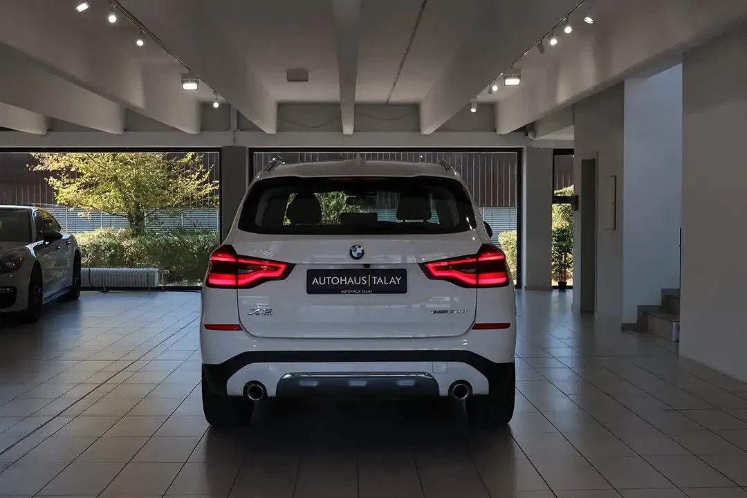 BMW X3 xDrive Luxury Line - Thumbnail 6