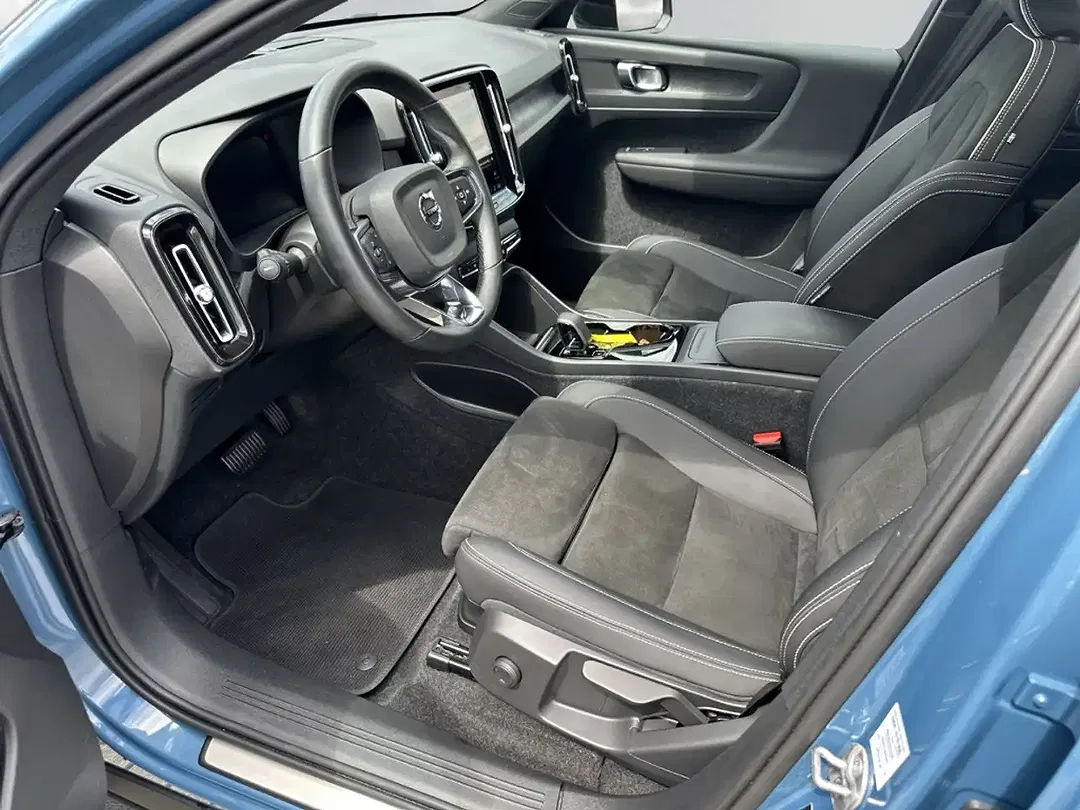 Volvo C40 eAWD Recharge Plus - Thumbnail 9